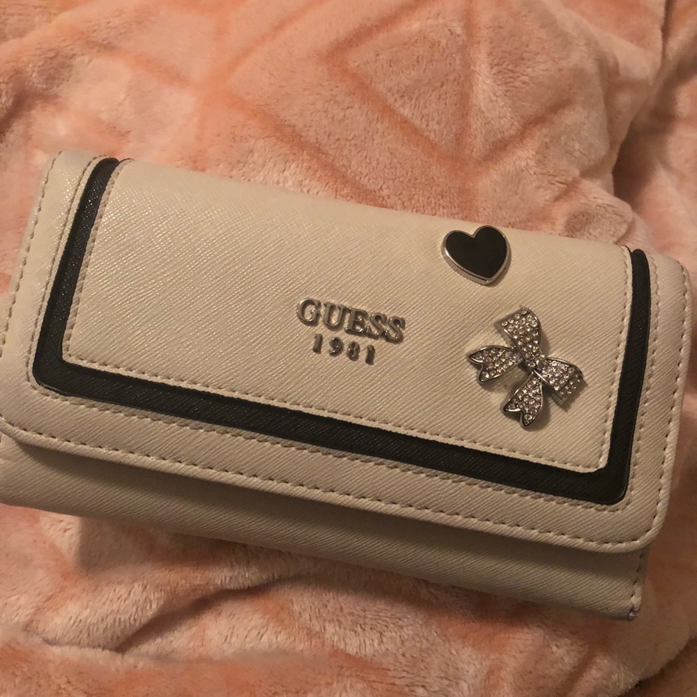 Guess Wallet